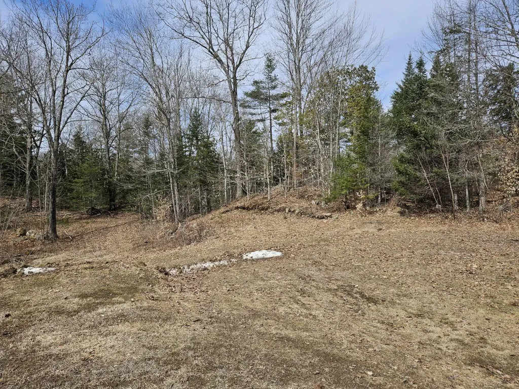 18 Brann Road Vassalboro ME 04989