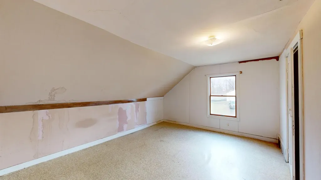 188 Pleasant Street Richmond ME 04357