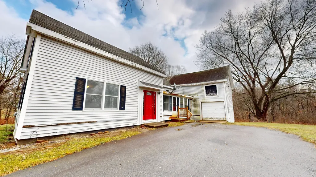 188 Pleasant Street Richmond ME 04357