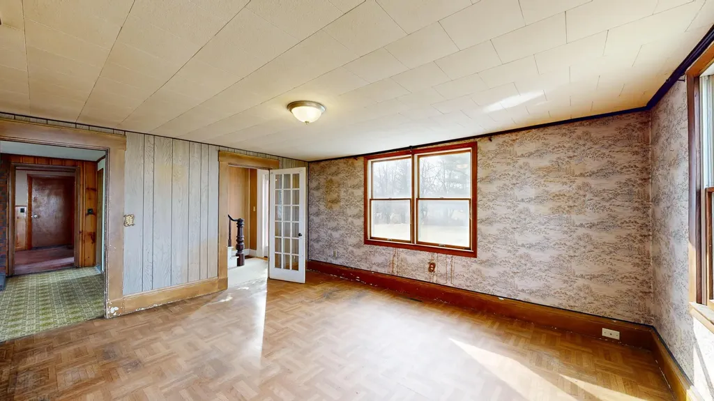 188 Pleasant Street Richmond ME 04357