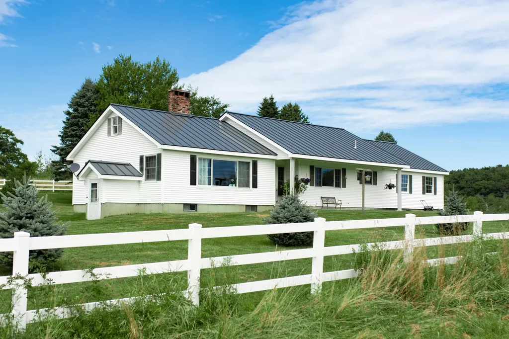 19 Branch Brook Road Thomaston ME 04861