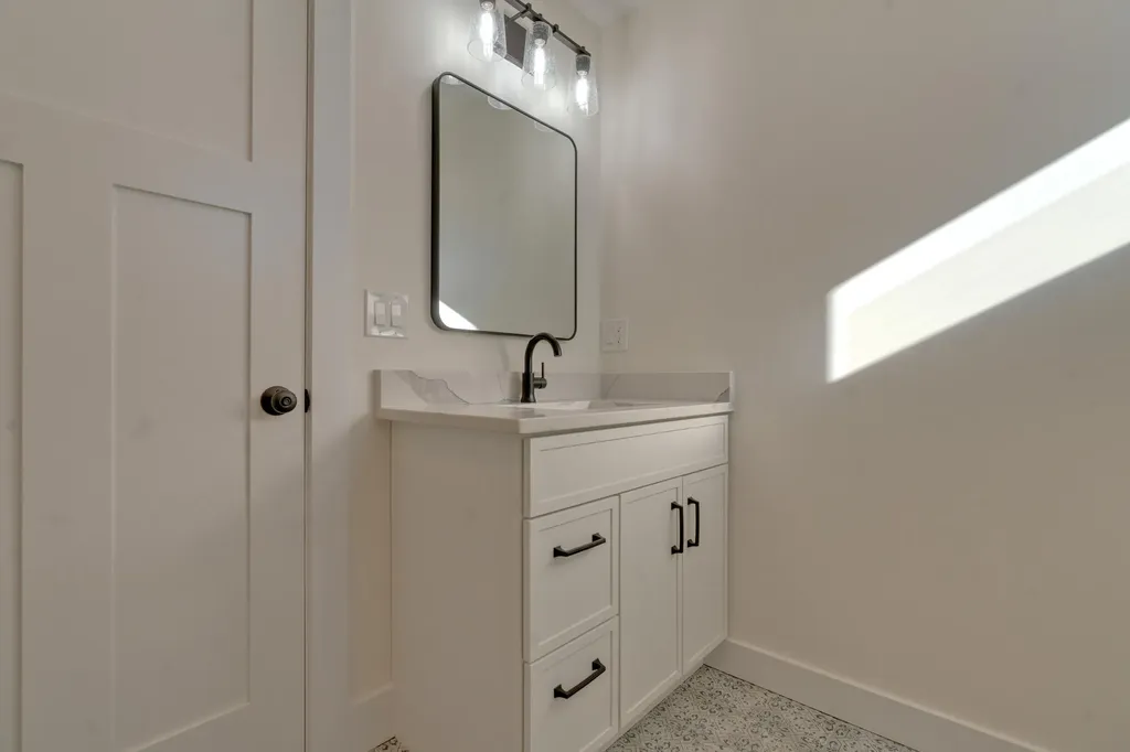 17 Durant Road Berwick ME 03901