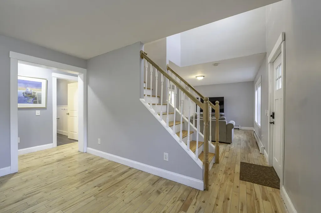 705 River Road Bowdoinham ME 04008