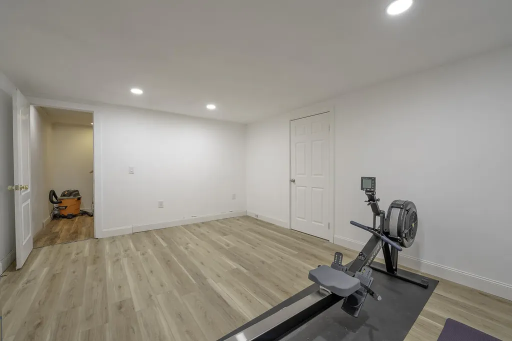 705 River Road Bowdoinham ME 04008