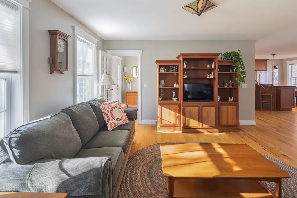 21 Buckthorn Circle Saco ME 04072