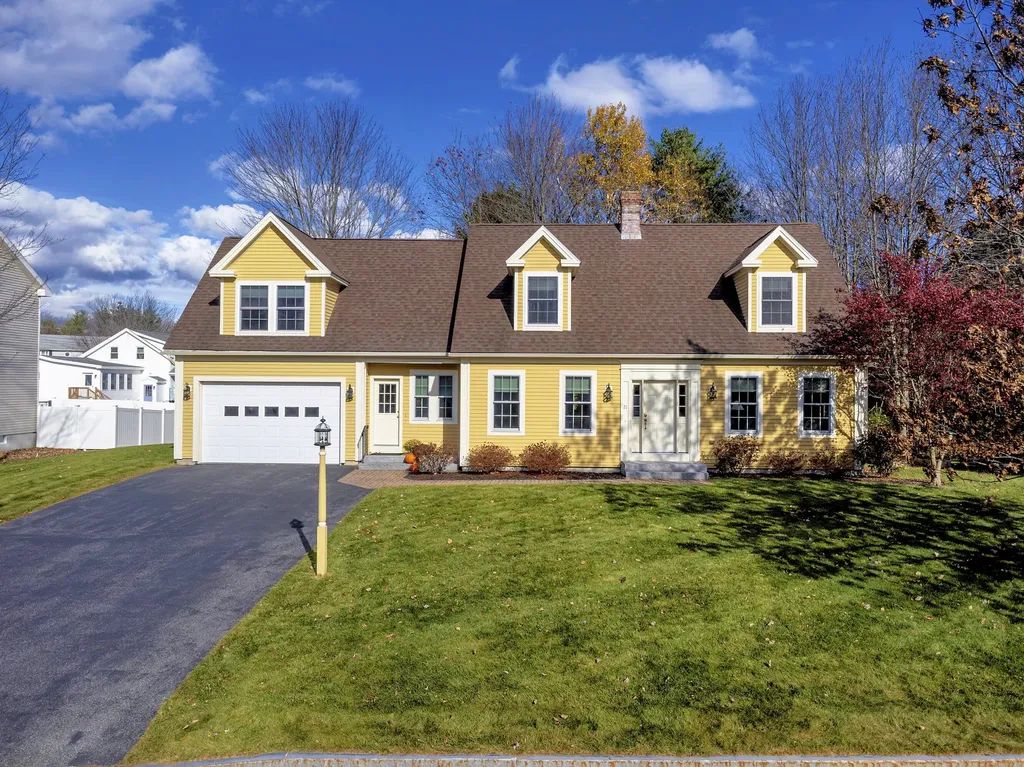 21 Buckthorn Circle Saco ME 04072