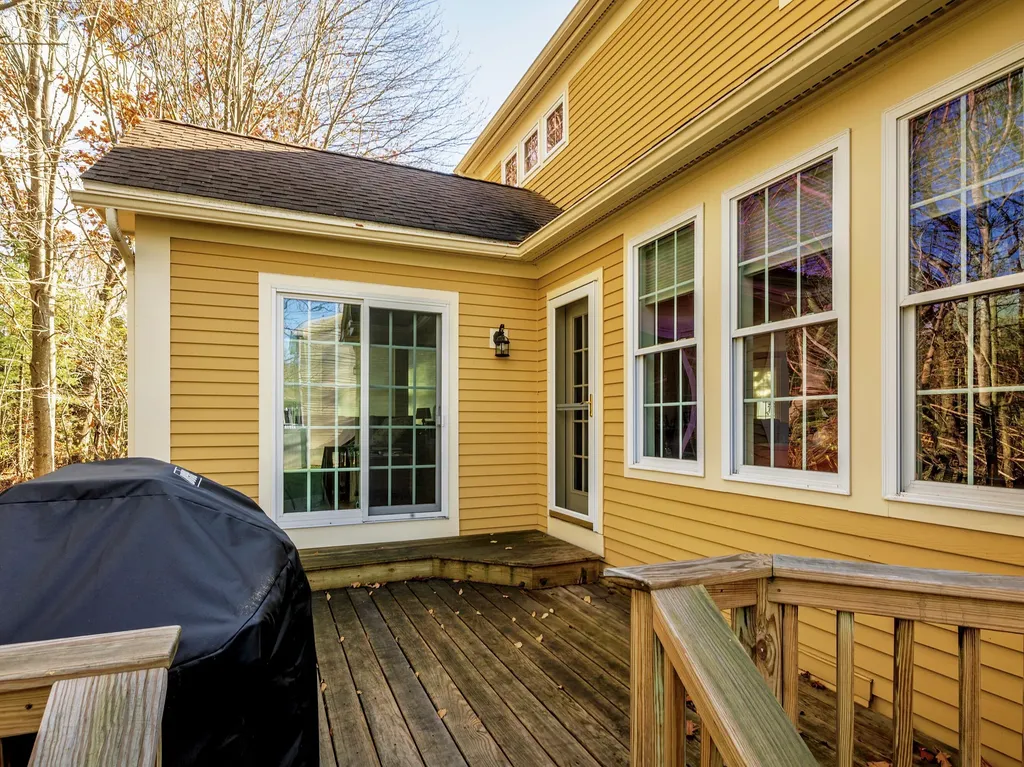 21 Buckthorn Circle Saco ME 04072