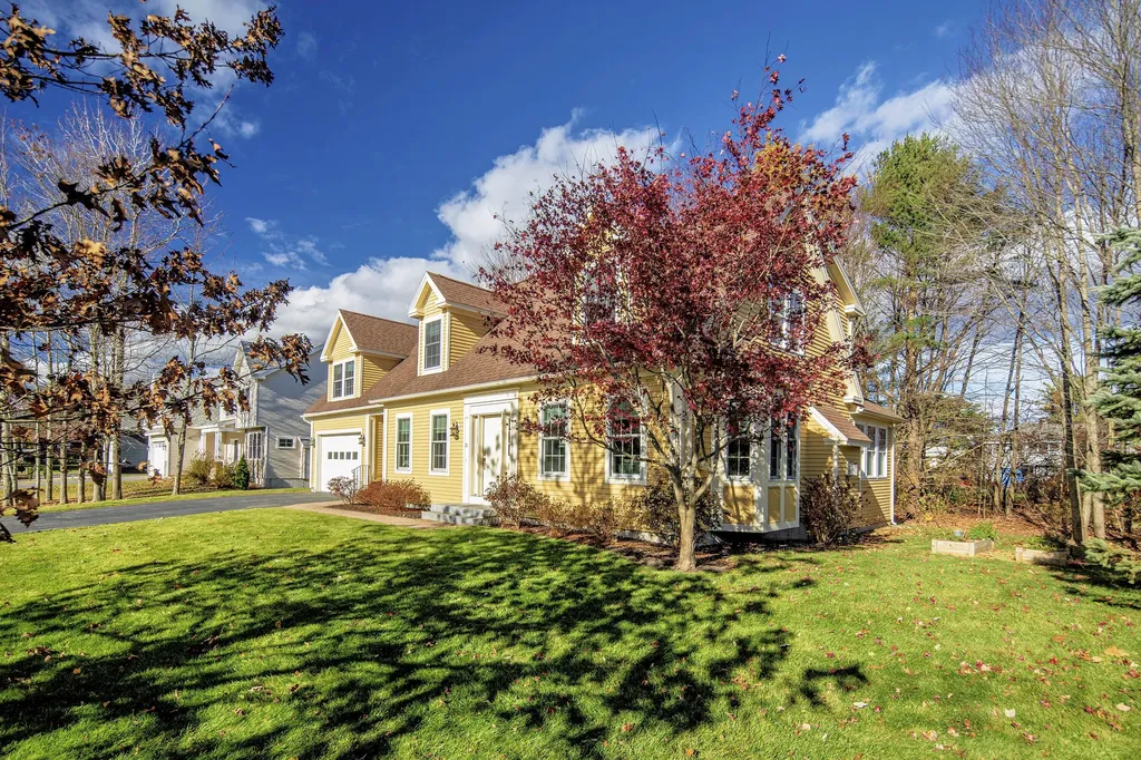 21 Buckthorn Circle Saco ME 04072