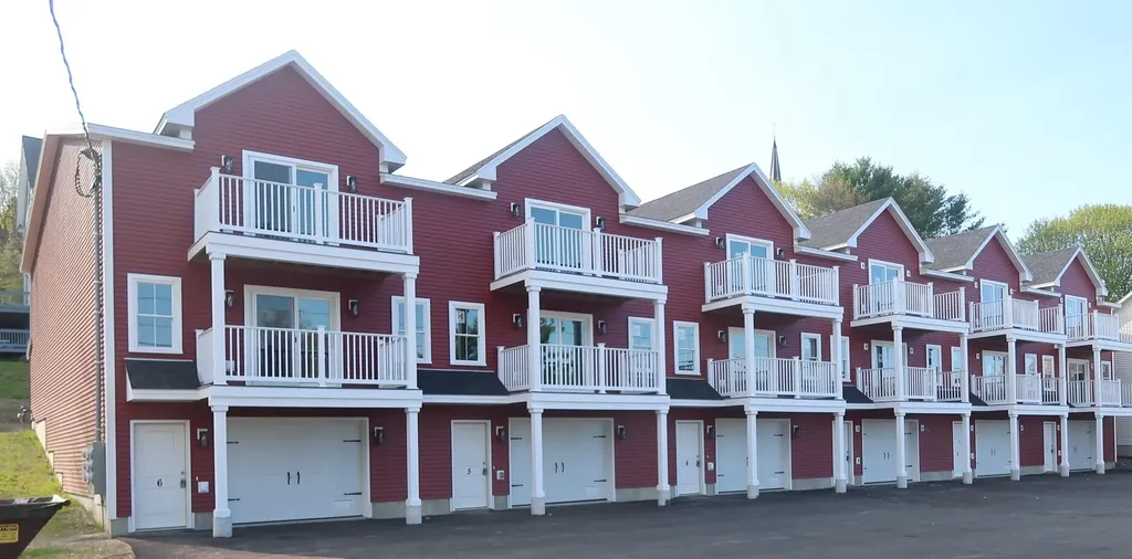 211 Water Street Hallowell ME 04347