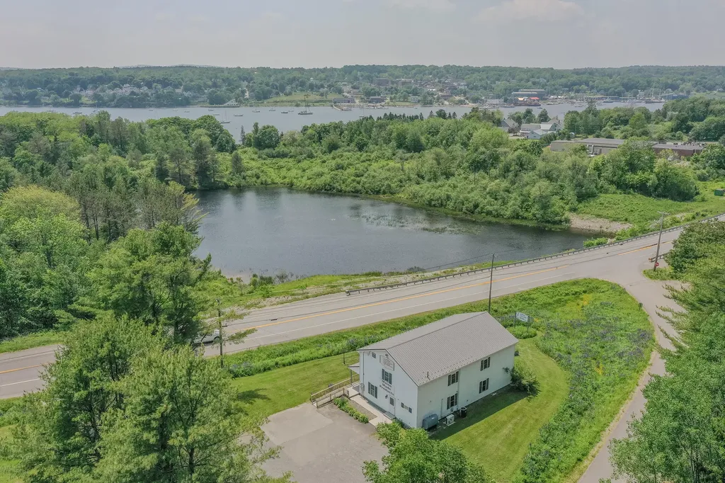 7 Old Searsport Avenue Belfast ME 04915