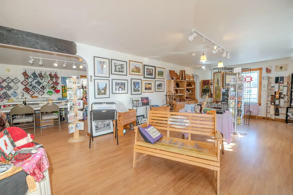 7 Old Searsport Avenue Belfast ME 04915