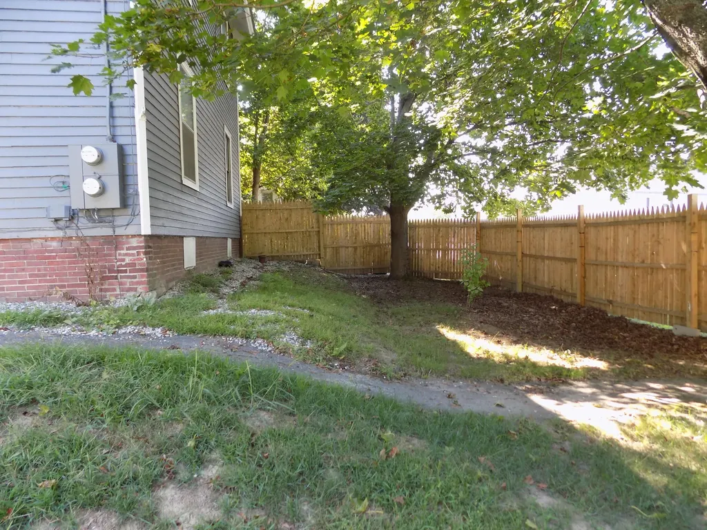 610 Water Street Gardiner ME 04345