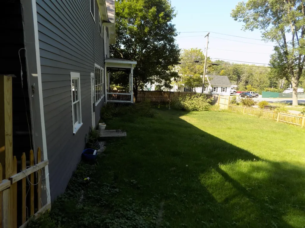 610 Water Street Gardiner ME 04345