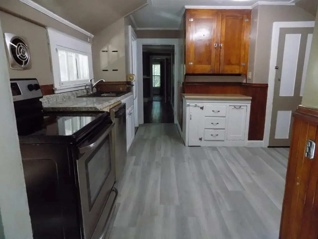 610 Water Street Gardiner ME 04345