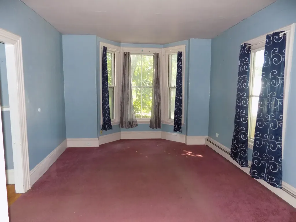 610 Water Street Gardiner ME 04345