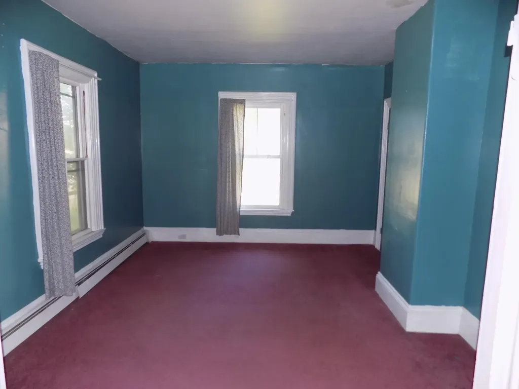 610 Water Street Gardiner ME 04345