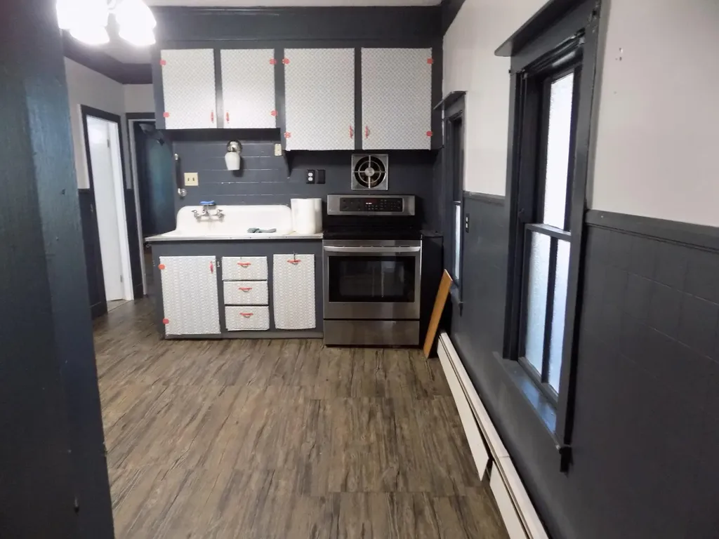 610 Water Street Gardiner ME 04345