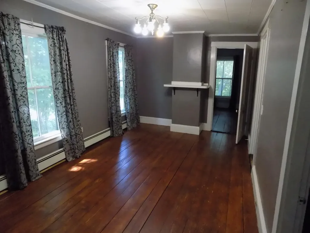 610 Water Street Gardiner ME 04345
