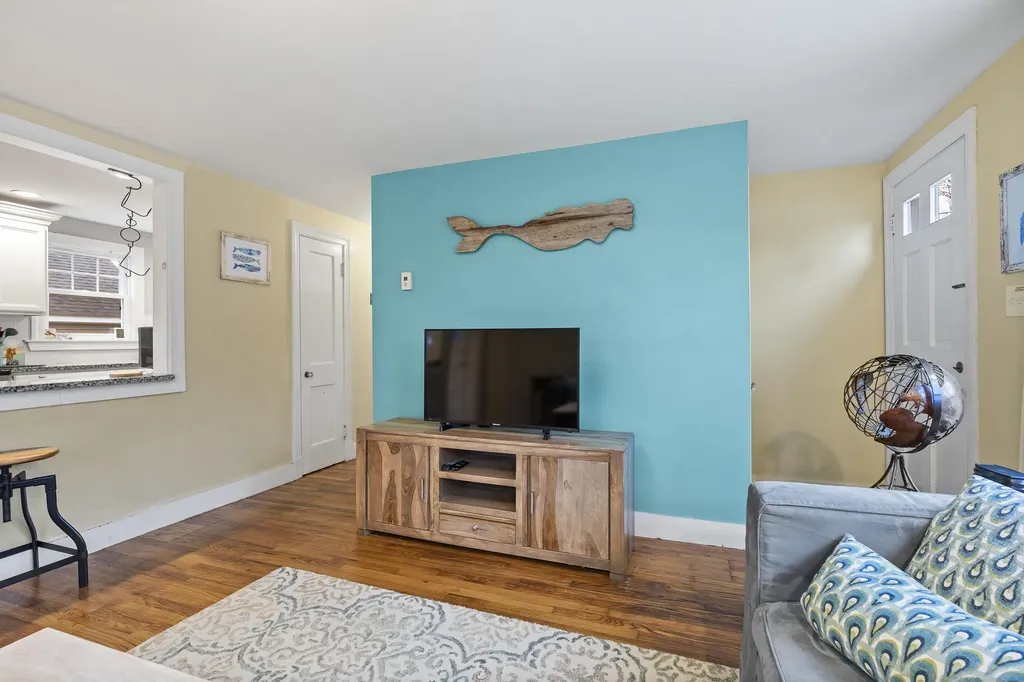 334 Sherwood Street Portland ME 04103