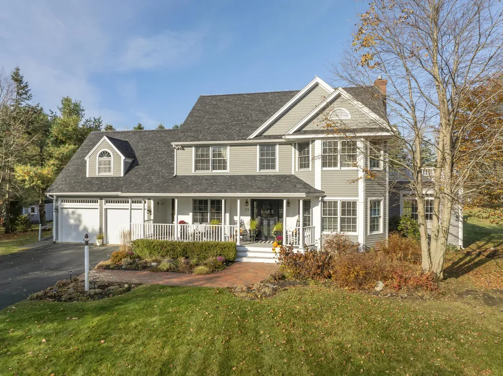 12 Clearwater Drive Scarborough ME 04074