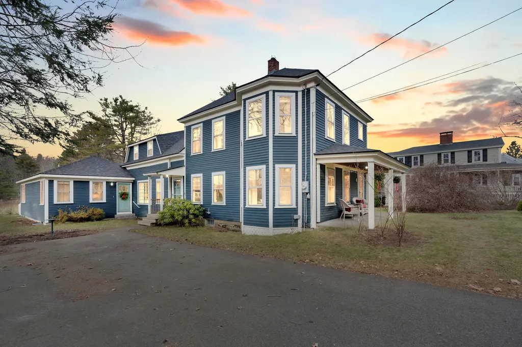 16 School Street Kennebunkport ME 04046