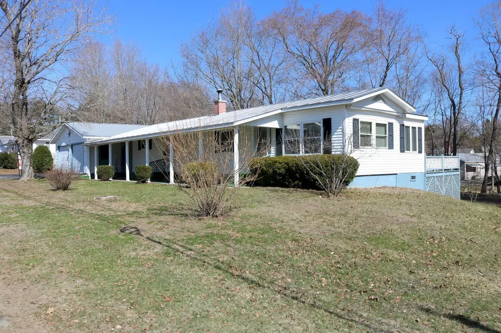 20 Towne Road Madison ME 04950