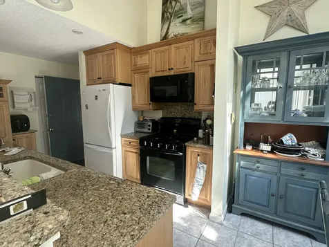 146 West Grand Avenue Old Orchard Beach ME 04064