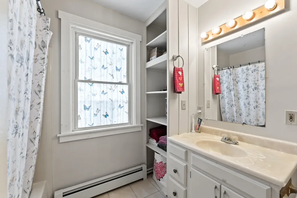 37 Cedar Street Augusta ME 04330