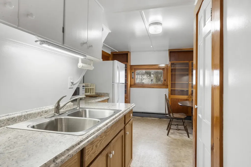 37 Townsend Avenue Boothbay Harbor ME 04538