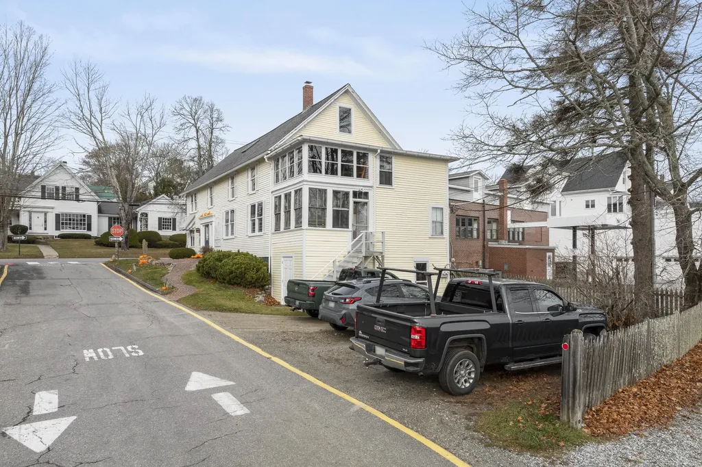 37 Townsend Avenue Boothbay Harbor ME 04538