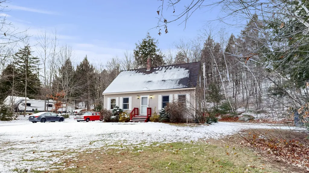 69 Mckenny Drive New Gloucester ME 04260