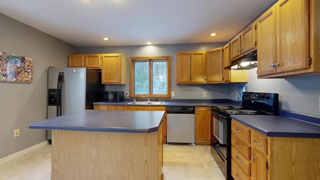 69 Mckenny Drive New Gloucester ME 04260