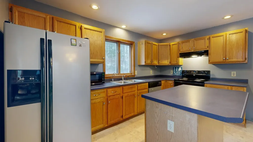 69 Mckenny Drive New Gloucester ME 04260