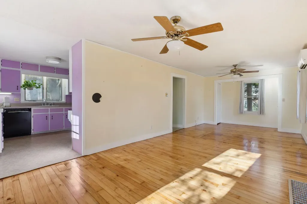 98 Spring Street Brunswick ME 04011