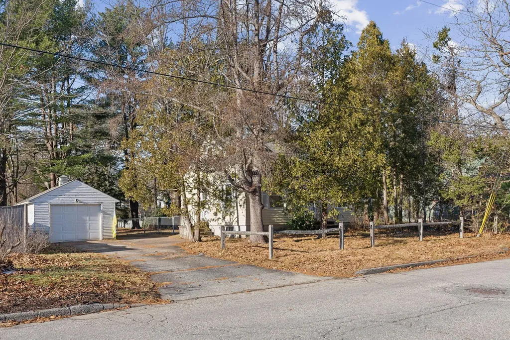 98 Spring Street Brunswick ME 04011