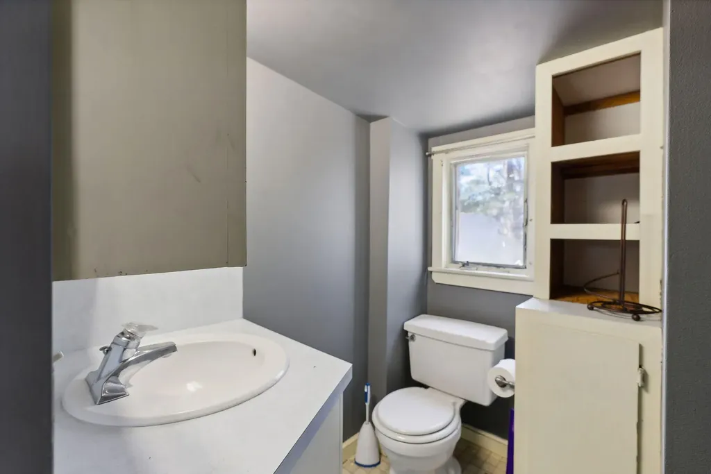 98 Spring Street Brunswick ME 04011