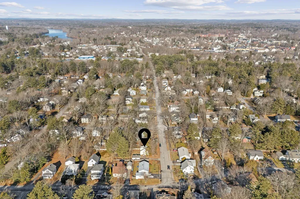 98 Spring Street Brunswick ME 04011
