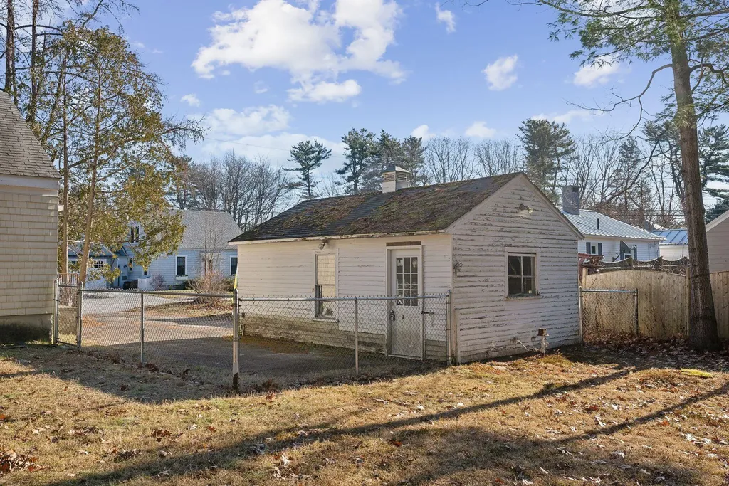 98 Spring Street Brunswick ME 04011