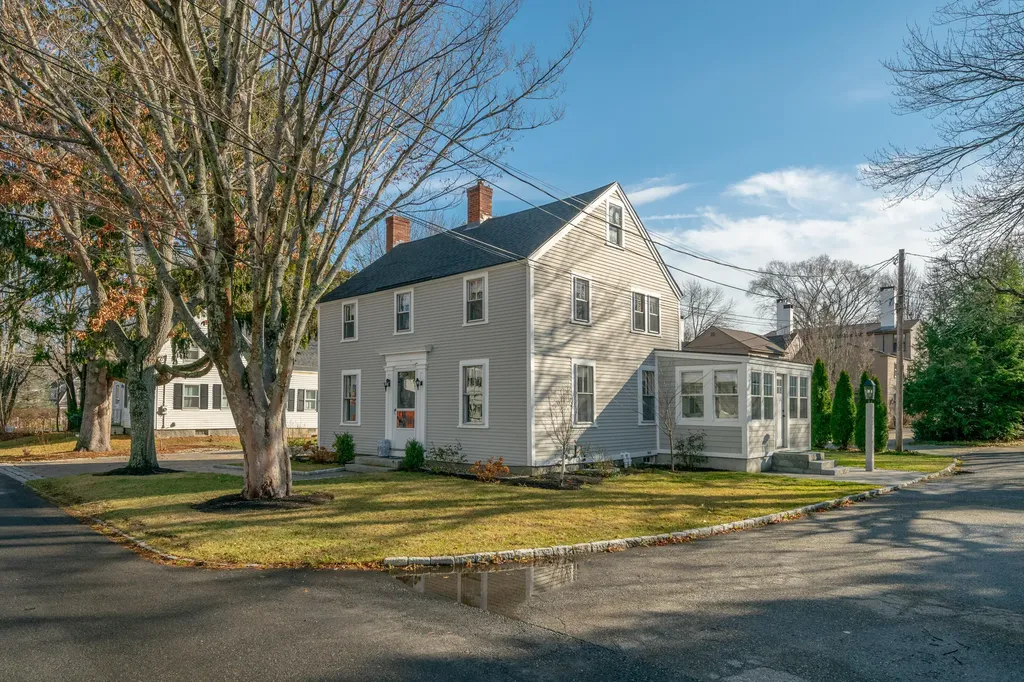 7 Elm Street Kennebunkport ME 04046