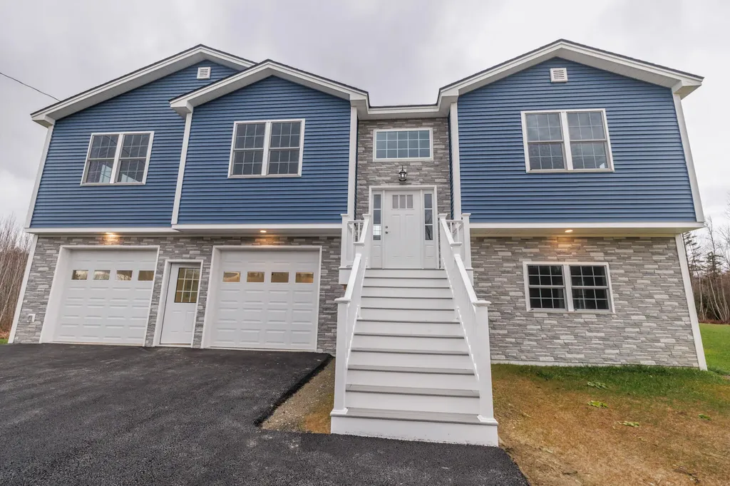 22 Deer Hill Estates Cornville ME 04976