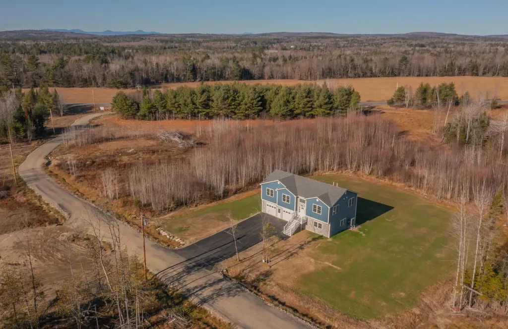 22 Deer Hill Estates Cornville ME 04976