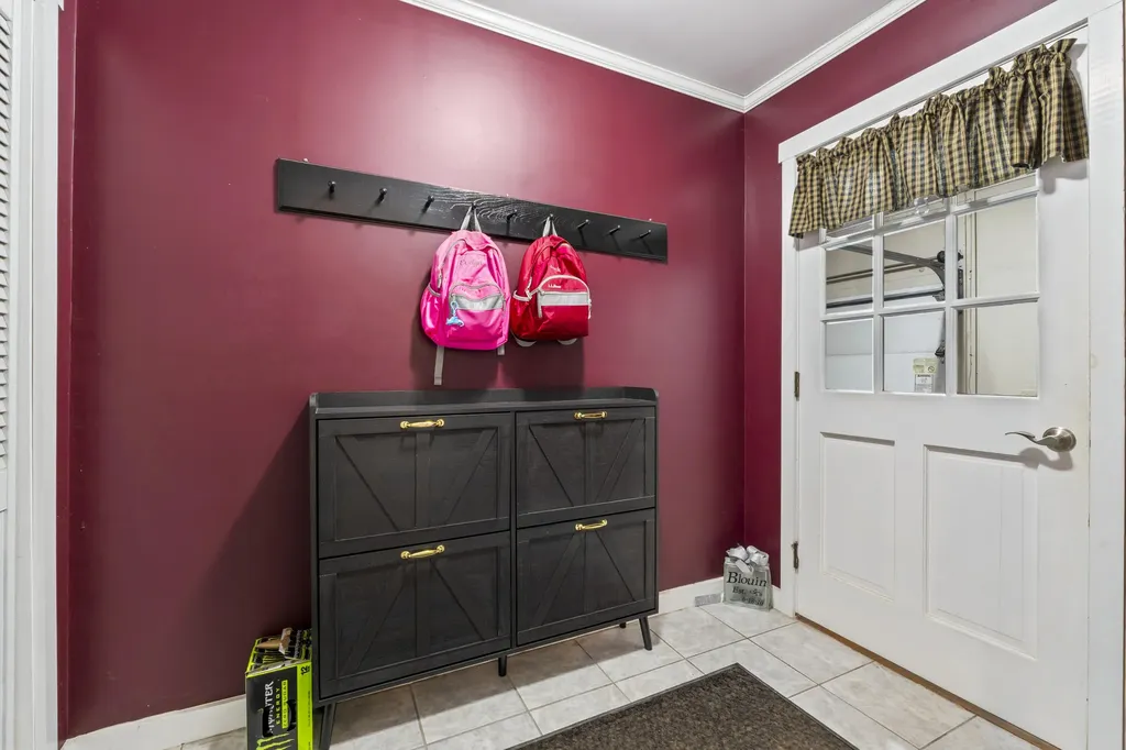 8 Sheffield Avenue Lewiston ME 04240