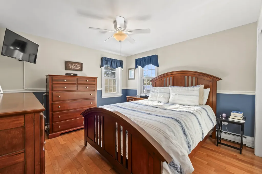 8 Sheffield Avenue Lewiston ME 04240