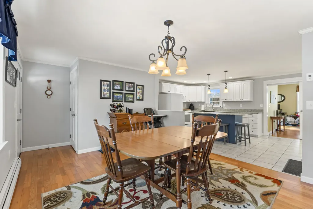 8 Sheffield Avenue Lewiston ME 04240