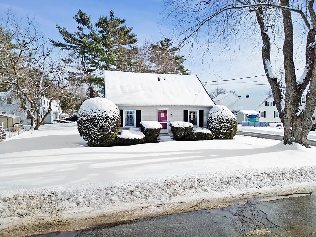 5 Mayfair Street Augusta ME 04330