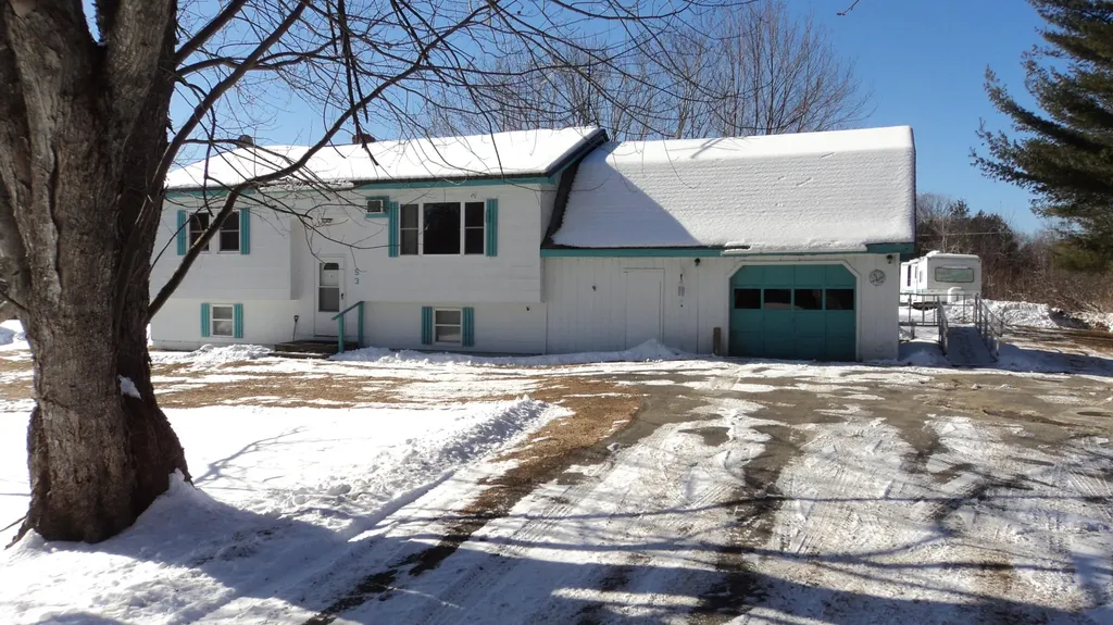 53 Avenue Road Garland ME 04939