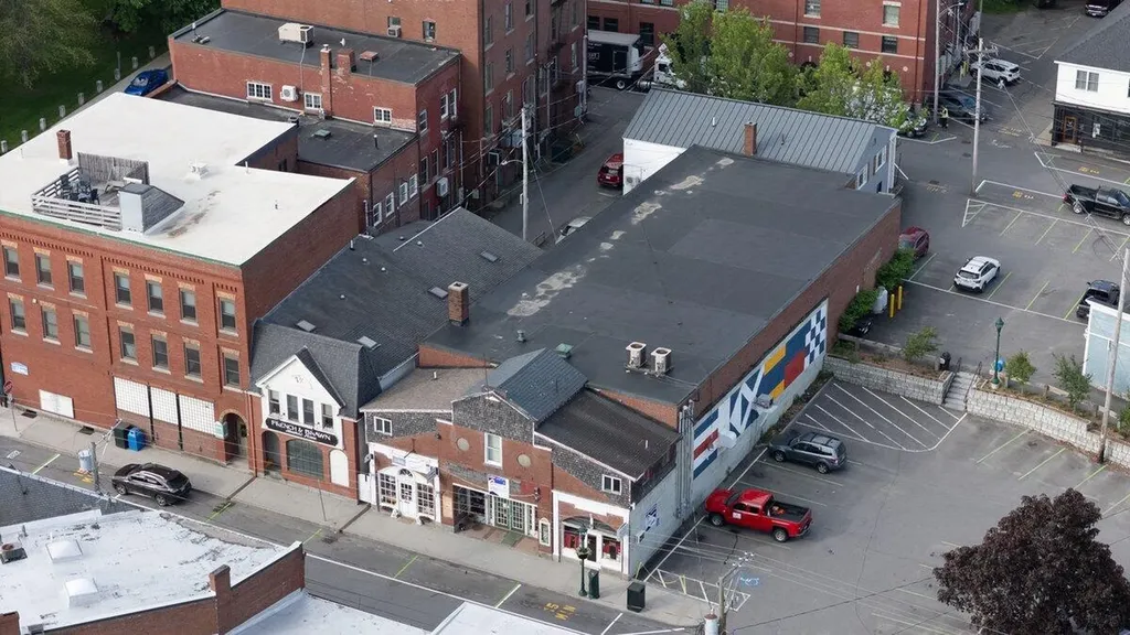 10 Mechanic Street Camden ME 04843