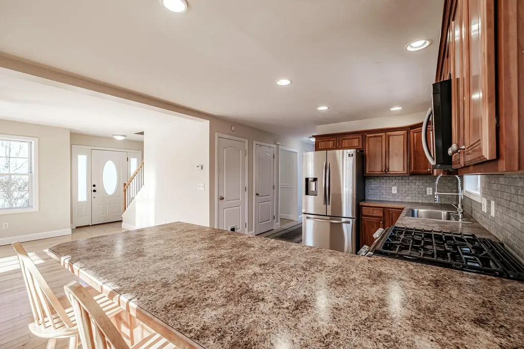 15 Amy Lane Westbrook ME 04092