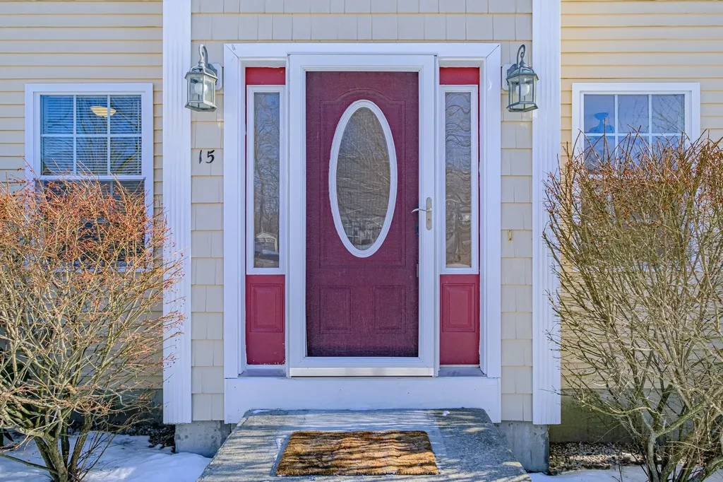 15 Amy Lane Westbrook ME 04092