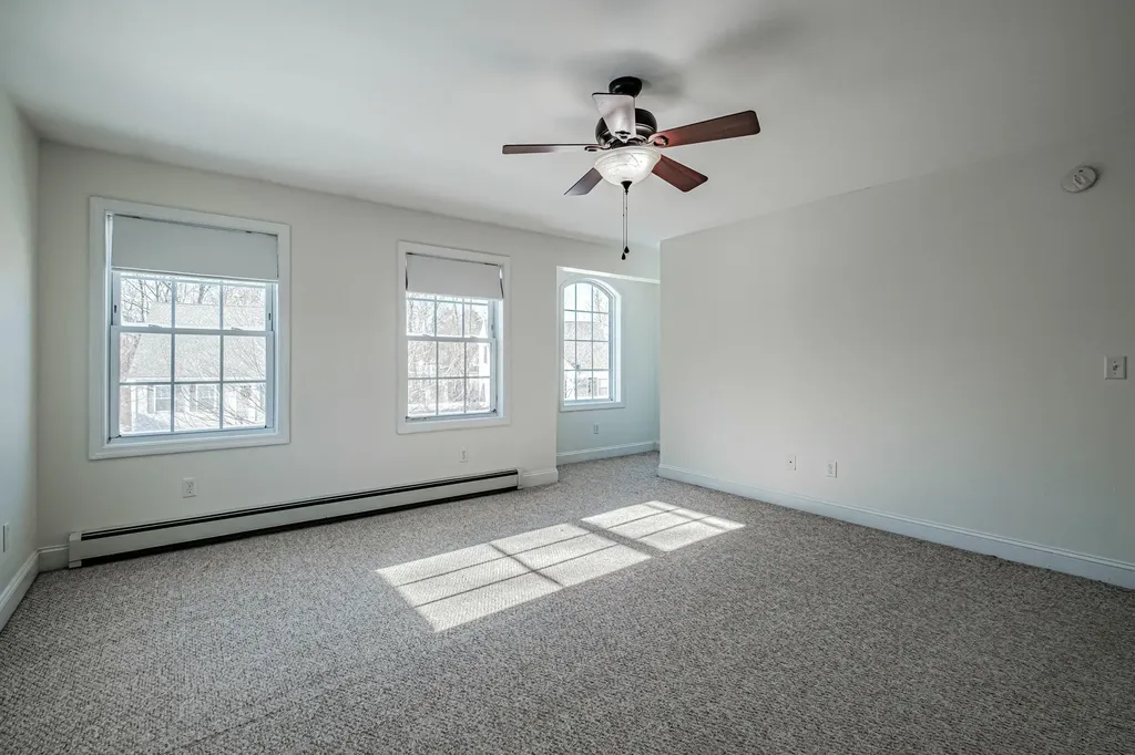 15 Amy Lane Westbrook ME 04092